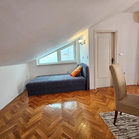 Visnja Nv 5 - For 5 Persons, Balcony With Sea View