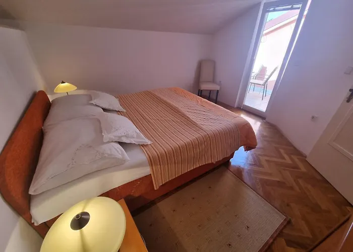 Visnja Nv 5 - For 5 Persons, Balcony With Sea View