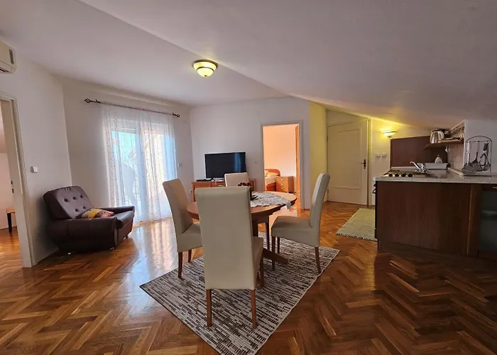 Visnja Nv 5 - For 5 Persons, Balcony With Sea View Apartment *