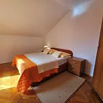 Apartment Visnja Nv 5 - For 5 Persons, Balcony With Sea View *